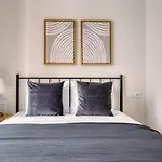 Renovated El Born 2Br Nr Port Vell Bcn-59